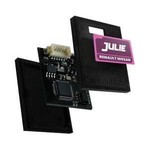 julie-renault-nissan-3d-open